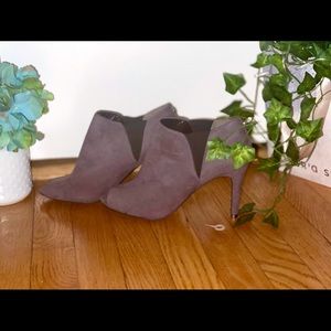 Used Gray Unisla heel